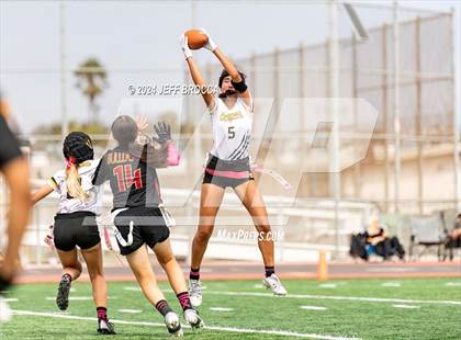Thumbnail 3 in Highland vs. Ventura photogallery.