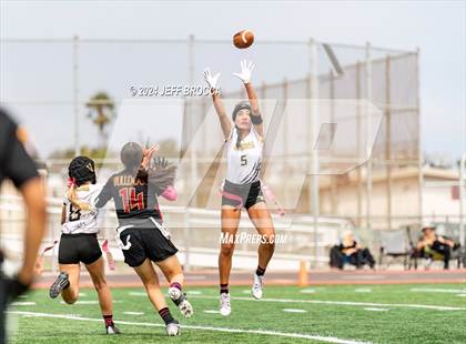 Thumbnail 2 in Highland vs. Ventura photogallery.