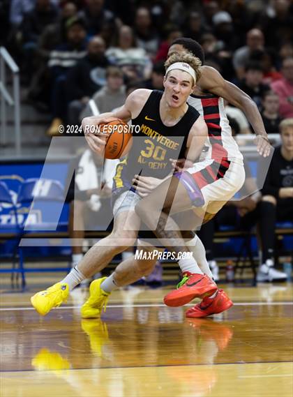 Thumbnail 2 in Long Island Lutheran vs Montverde Academy (Bob McKillop Invitational ) photogallery.