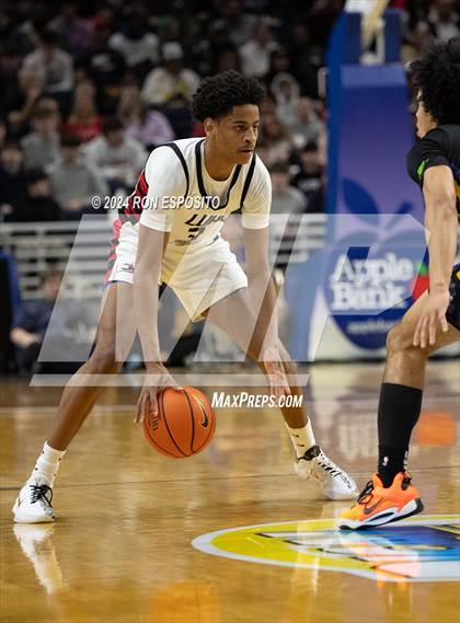 Thumbnail 3 in Long Island Lutheran vs Montverde Academy (Bob McKillop Invitational ) photogallery.