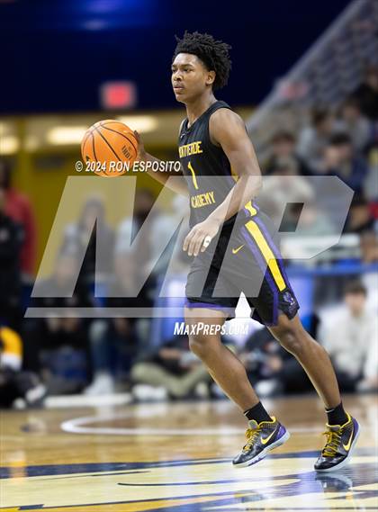 Thumbnail 3 in Long Island Lutheran vs Montverde Academy (Bob McKillop Invitational ) photogallery.