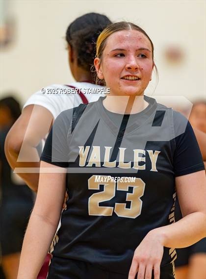 Thumbnail 1 in Valley @ Oakland Catholic photogallery.
