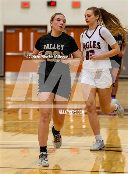Thumbnail 2 in Valley @ Oakland Catholic photogallery.