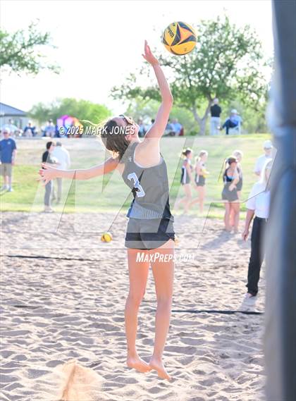 Thumbnail 2 in Northwest Christian @ Estrella Foothills (AIA DII Round 1 Team State Championship) photogallery.