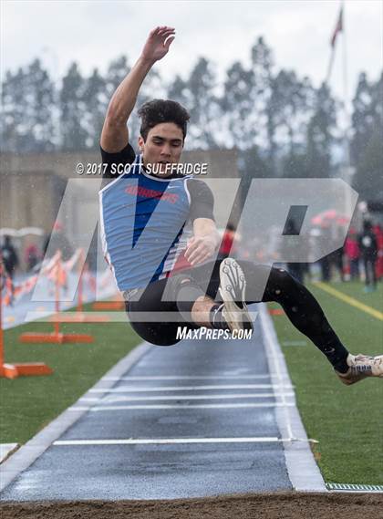 Thumbnail 1 in Jim Robinson Twilight Invitational photogallery.