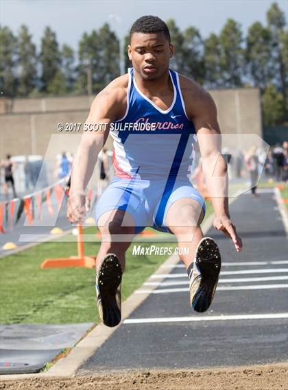 Thumbnail 3 in Jim Robinson Twilight Invitational photogallery.