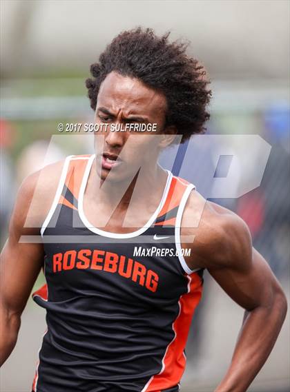 Thumbnail 1 in Jim Robinson Twilight Invitational photogallery.