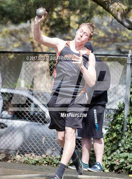 Thumbnail 2 in Jim Robinson Twilight Invitational photogallery.