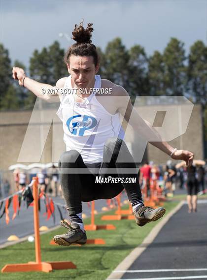 Thumbnail 2 in Jim Robinson Twilight Invitational photogallery.