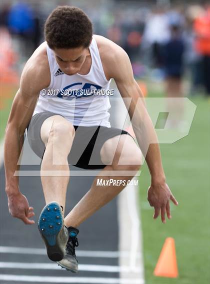 Thumbnail 3 in Jim Robinson Twilight Invitational photogallery.