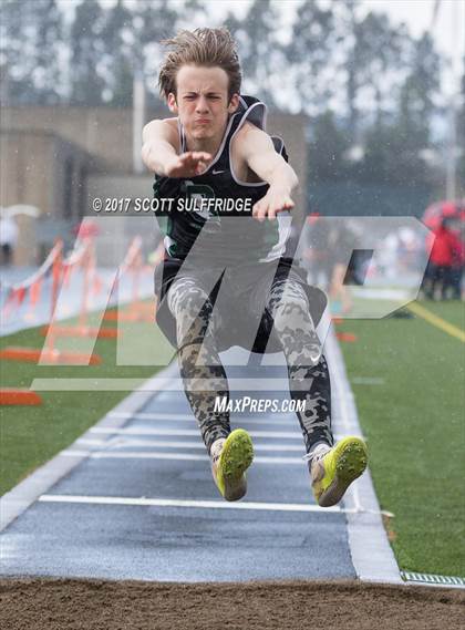 Thumbnail 3 in Jim Robinson Twilight Invitational photogallery.