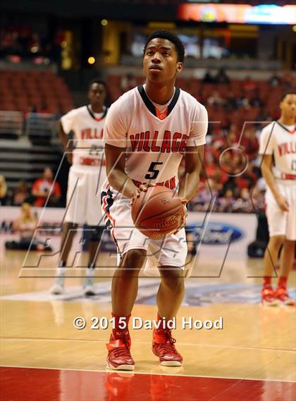 Thumbnail 1 in Village Christian vs. Great Oak (CIF SS D1AA Final) photogallery.
