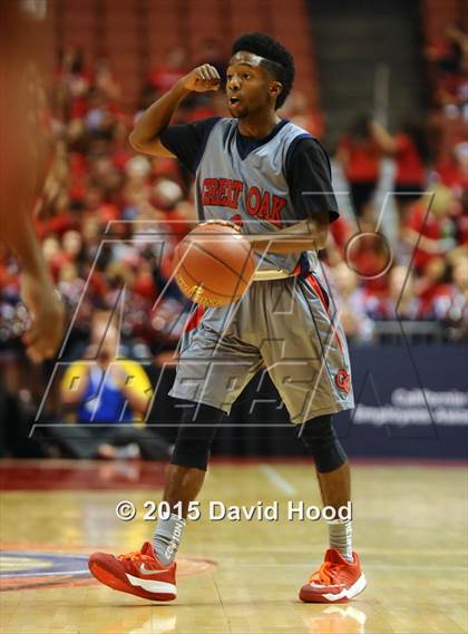 Thumbnail 2 in Village Christian vs. Great Oak (CIF SS D1AA Final) photogallery.