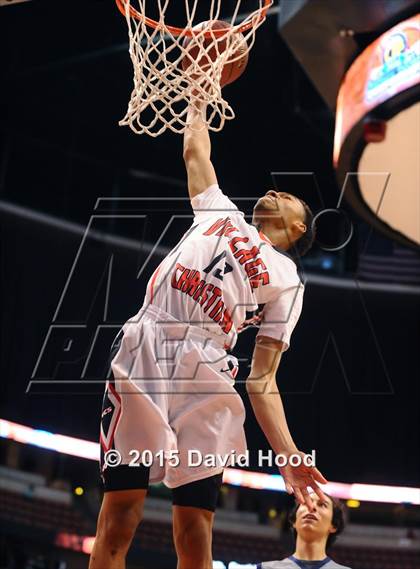 Thumbnail 1 in Village Christian vs. Great Oak (CIF SS D1AA Final) photogallery.