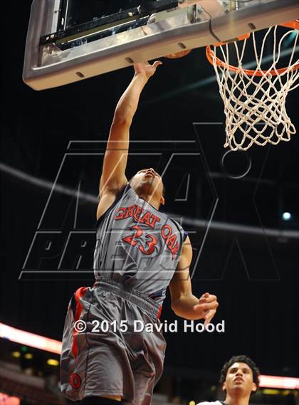 Thumbnail 1 in Village Christian vs. Great Oak (CIF SS D1AA Final) photogallery.