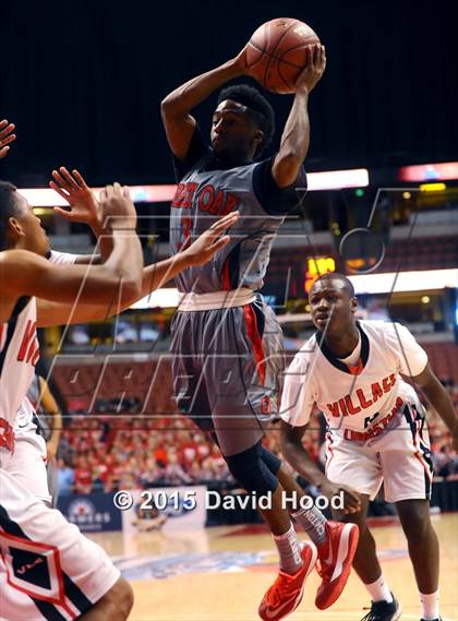 Thumbnail 1 in Village Christian vs. Great Oak (CIF SS D1AA Final) photogallery.