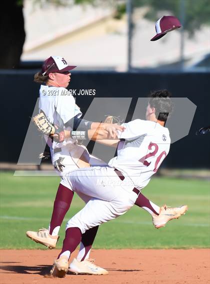 Thumbnail 3 in Mountain Ridge vs. Corona del Sol  photogallery.