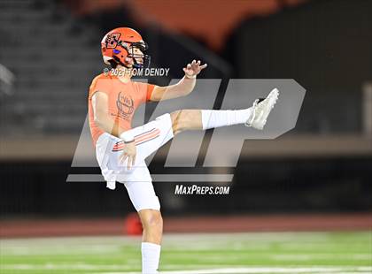 Thumbnail 1 in Klein Collins vs. Bridgeland (UIL Bi-District Playoffs) photogallery.