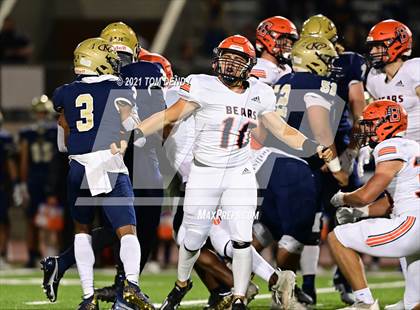 Thumbnail 1 in Klein Collins vs. Bridgeland (UIL Bi-District Playoffs) photogallery.