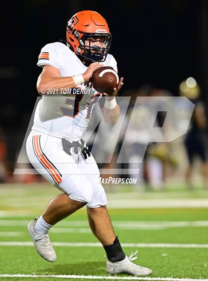 Thumbnail 2 in Klein Collins vs. Bridgeland (UIL Bi-District Playoffs) photogallery.
