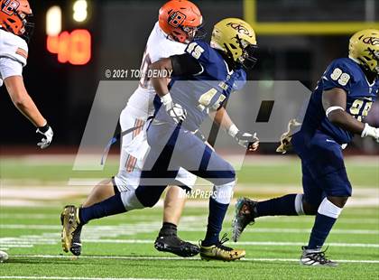 Thumbnail 3 in Klein Collins vs. Bridgeland (UIL Bi-District Playoffs) photogallery.