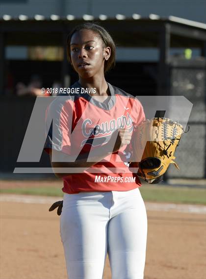 Thumbnail 3 in Alexander vs Northgate (GHSA 5-AAAAAA Regional Playoff) photogallery.