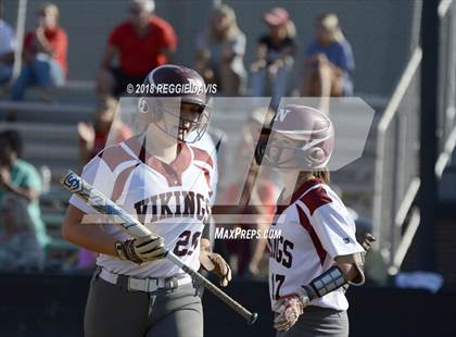 Thumbnail 1 in Alexander vs Northgate (GHSA 5-AAAAAA Regional Playoff) photogallery.