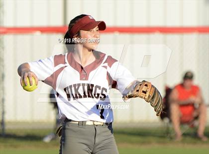 Thumbnail 3 in Alexander vs Northgate (GHSA 5-AAAAAA Regional Playoff) photogallery.