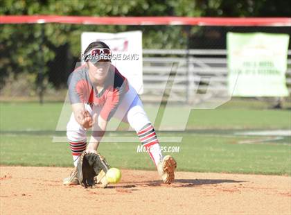Thumbnail 2 in Alexander vs Northgate (GHSA 5-AAAAAA Regional Playoff) photogallery.