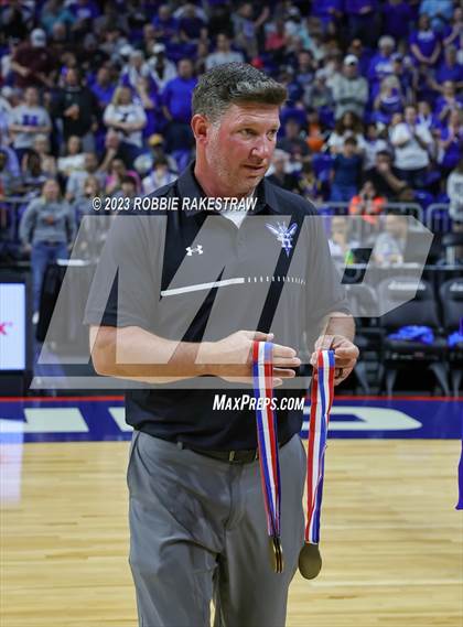 Thumbnail 2 in Hooks vs. Hitchcock (UIL 3A Basketball State Semifinal Medal Ceremony) photogallery.