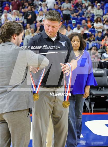 Thumbnail 2 in Hooks vs. Hitchcock (UIL 3A Basketball State Semifinal Medal Ceremony) photogallery.
