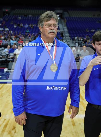 Thumbnail 1 in Hooks vs. Hitchcock (UIL 3A Basketball State Semifinal Medal Ceremony) photogallery.