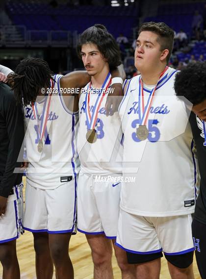 Thumbnail 3 in Hooks vs. Hitchcock (UIL 3A Basketball State Semifinal Medal Ceremony) photogallery.