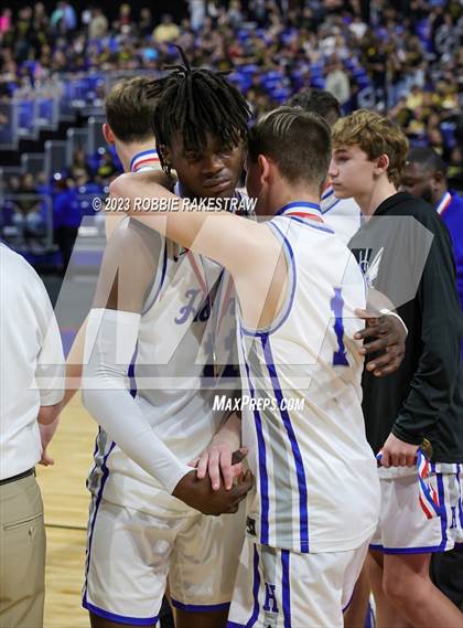 Thumbnail 2 in Hooks vs. Hitchcock (UIL 3A Basketball State Semifinal Medal Ceremony) photogallery.