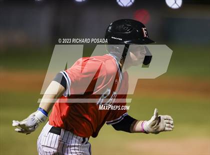 Thumbnail 1 in Kingsburg @ Fowler photogallery.
