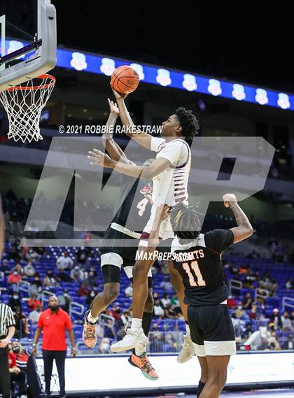 Thumbnail 2 in Beaumont United vs. Kimball (UIL 5A State Championship) photogallery.
