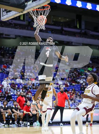 Thumbnail 3 in Beaumont United vs. Kimball (UIL 5A State Championship) photogallery.