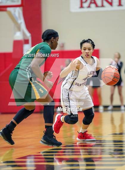Thumbnail 2 in Captain Shreve @ Parkway photogallery.