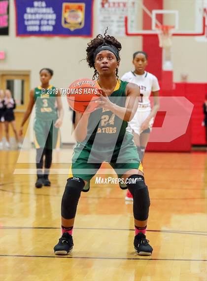Thumbnail 2 in Captain Shreve @ Parkway photogallery.