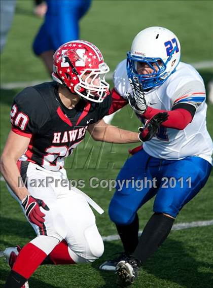 Thumbnail 3 in Curie vs. Maine South photogallery.