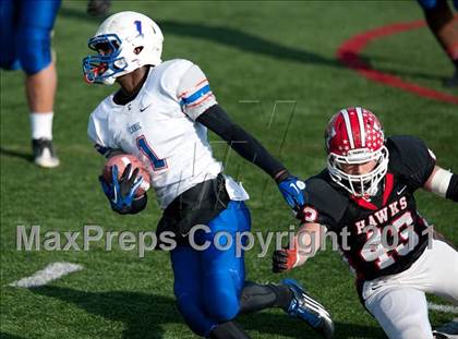 Thumbnail 2 in Curie vs. Maine South photogallery.