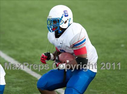 Thumbnail 1 in Curie vs. Maine South photogallery.