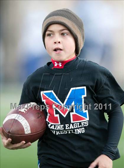 Thumbnail 2 in Curie vs. Maine South photogallery.