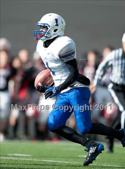 Thumbnail 1 in Curie vs. Maine South photogallery.