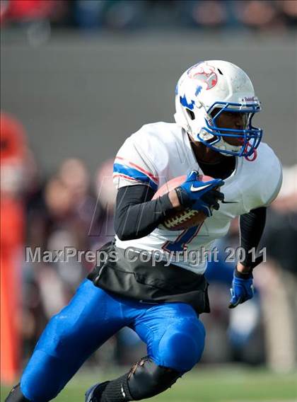 Thumbnail 1 in Curie vs. Maine South photogallery.