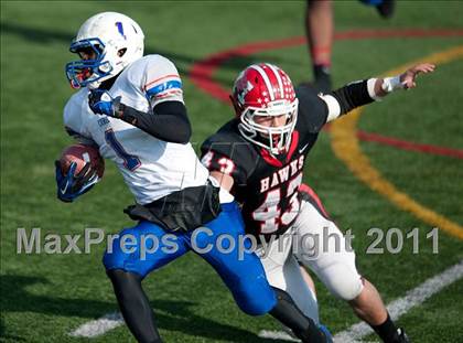Thumbnail 1 in Curie vs. Maine South photogallery.