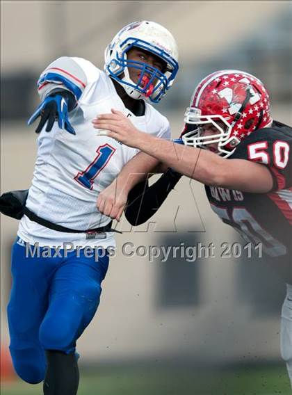 Thumbnail 3 in Curie vs. Maine South photogallery.