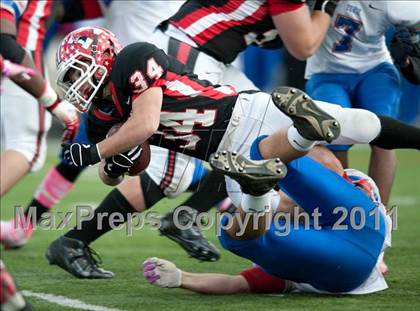 Thumbnail 2 in Curie vs. Maine South photogallery.