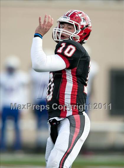 Thumbnail 3 in Curie vs. Maine South photogallery.