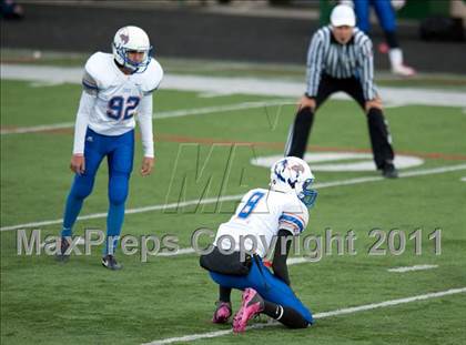 Thumbnail 3 in Curie vs. Maine South photogallery.